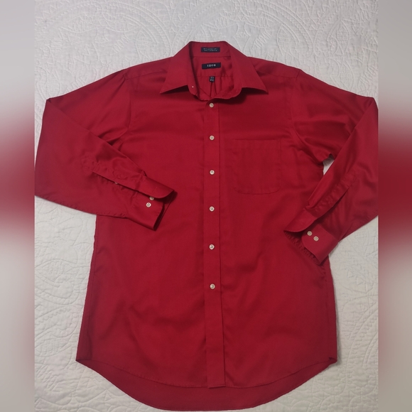 Izod deep red button down shirt. - Picture 7 of 8